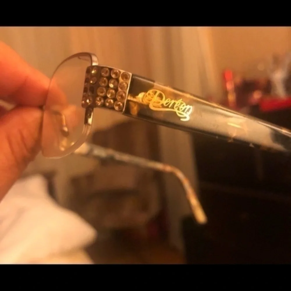 DEREON frames , slightly used